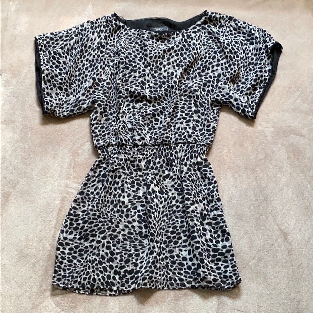 Jessica Simpson animal print dress/top, size S; wore it as a long top